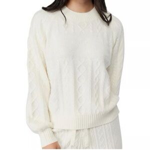 Elegant White Cable Knit Sweater